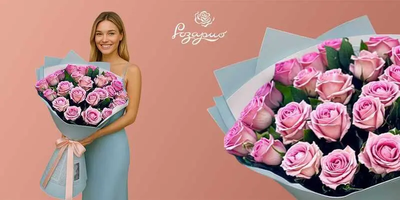 Огромный букет светло-розовых роз, фронтальный вид: в рукаху девушки